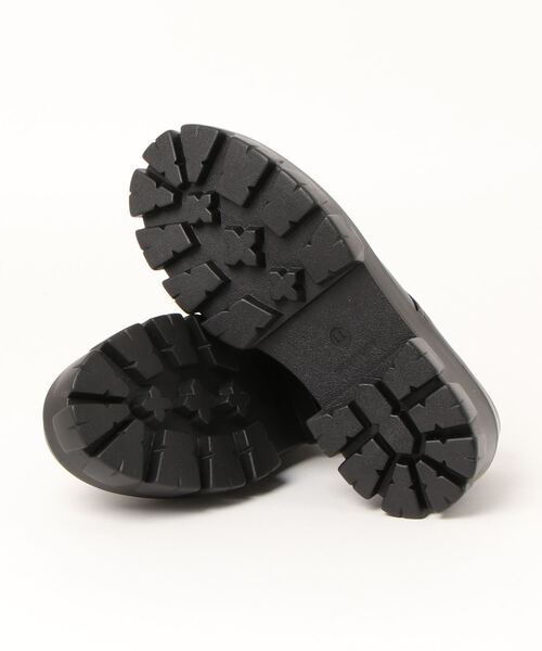 SPINNS（スピンズ）の「フェイクレザーレースアップブーツ（その他シューズ・レディース・ブラック・LL）」の3枚目の写真