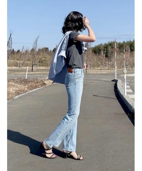 【SOMETHING】LISAフレアデニムパンツ（デニムパンツ）｜SOMETHING（サムシング）