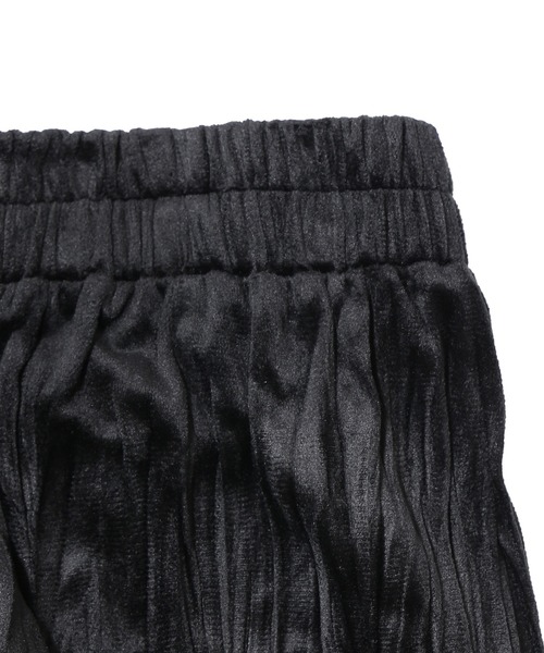 Figments（フィグメンツ）の「グロッシープリーツベロアスカート（スカート・レディース・アイボリー/ブラック・FREE）」の6枚目の写真