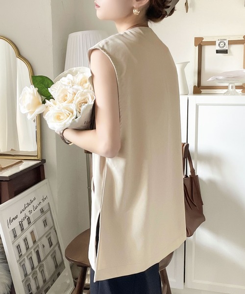 RIRIYANO(リリヤーノ)の「《RIRIYANO×クラシカルエルフコラボ》大人の格上げ。深めVネックベスト(セットアップ可)(ベスト・レディース・ベージュ/ブラック/チャコールグレー・LARGE/MEDIUM/SMALL/X-LARGE)」の18枚目の写真