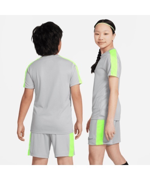 NIKE(ナイキ)の「《NIKEアパレル》ナイキ K NK DF ACD23 TOP SS BR(その他トップス・キッズ・ブルー系その他/ブラック/グレー/ダークグレー/ホワイト×ブラック/ブラック系その他・130/140/160/150)」の17枚目の写真