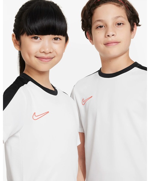 NIKE(ナイキ)の「《NIKEアパレル》ナイキ K NK DF ACD23 TOP SS BR(その他トップス・キッズ・ブルー系その他/ブラック/グレー/ダークグレー/ホワイト×ブラック/ブラック系その他・130/140/160/150)」の11枚目の写真