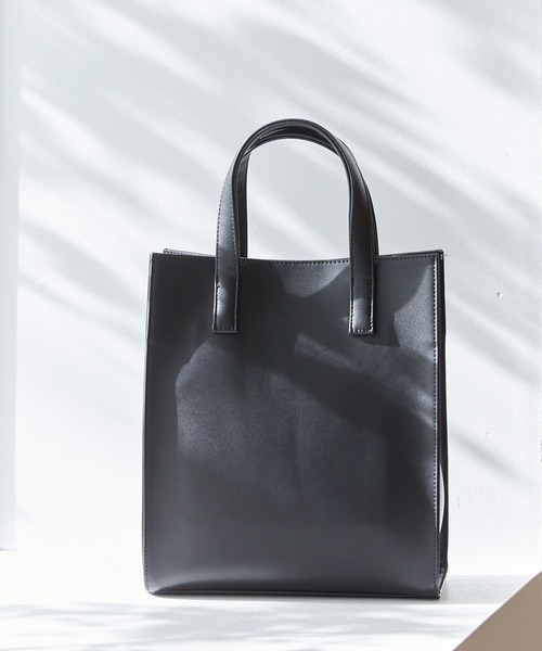 GLOBAL WORK(グローバルワーク)の「ダブルベルト2WAYBAG/175499(ショルダーバッグ・レディース・グリーン/オフホワイト/ブルー/ブラック/ベージュ・FREE)」の7枚目の写真