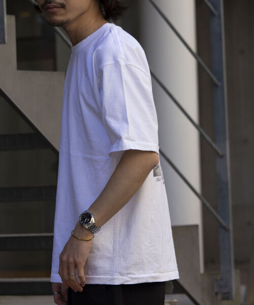 GLOSTER(グロスター)の「【GLOSTER/グロスター】バックプリント フォトプリントクルーネックTシャツ ドロップショルダー(Tシャツ/カットソー・メンズ・ブラック/ホワイト系その他2/ホワイト系その他/アッシュグレー・L/M)」の17枚目の写真