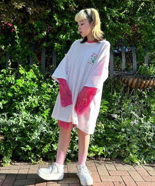 Candy Stripper（キャンディストリッパー）の「CND MAHJONG CLUB BIGBIG Tシャツ（Tシャツ/カットソー・レディース・ブラック/ピンク/オフホワイト/ブルー・2）」の20枚目の写真