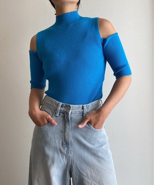 AMAIL（アマイル）の「Fashionable cut out tops（その他トップス・レディース・ライトグリーン/ブルー/ピンク/ホワイト・FREE）」の3枚目の写真