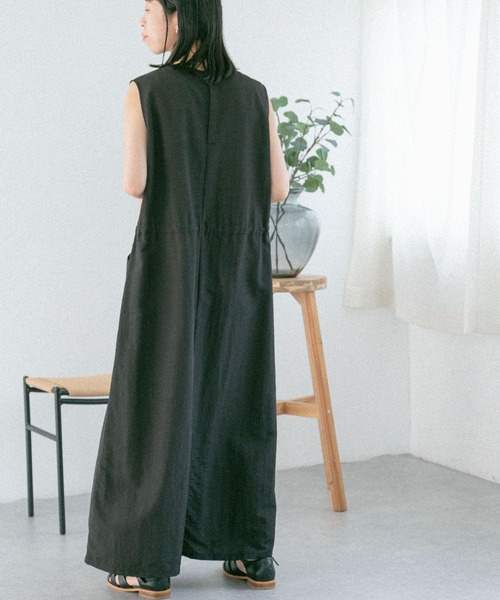 FORK&SPOON（フォークアンドスプーン）の「FORK&SPOON　ドローコードワンピース（ワンピース・レディース・ベージュ/ブラック・2/1）」の4枚目の写真