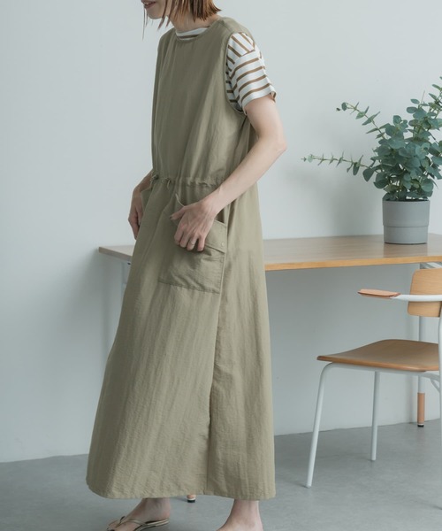 FORK&SPOON（フォークアンドスプーン）の「FORK&SPOON　ドローコードワンピース（ワンピース・レディース・ベージュ/ブラック・2/1）」の12枚目の写真