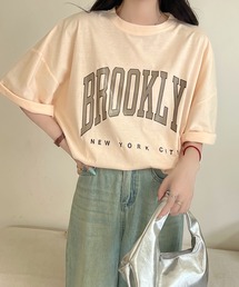 夏に欠かせない一枚、BROOKLYNプリントオーバーTシャツ