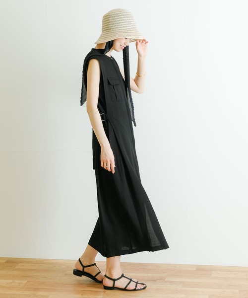 URBAN RESEARCH（アーバンリサーチ）の「サイドベルトジレワンピース（ワンピース・レディース・ブラック/カーキ・FREE）」の7枚目の写真
