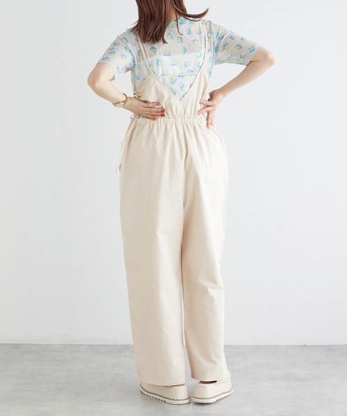 w closet（ダブルクローゼット）の「サイドオープンキャミサロペット（つなぎ/オールインワン・レディース・キナリ/ブラック・FREE）」の7枚目の写真