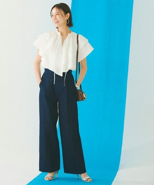 ボリュームフリルブラウス