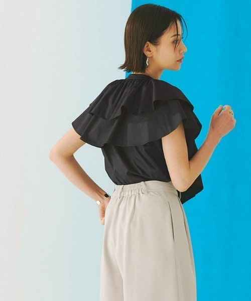 ボリュームフリルブラウス