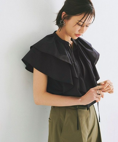 ボリュームフリルブラウス