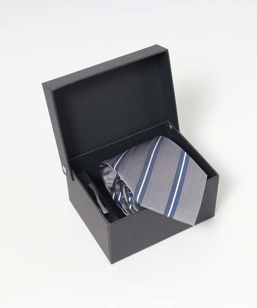 THE SHOP TK (ザ ショップ ティーケー )の「ネクタイ&タイピン ギフトBOXセット(ネクタイ・メンズ・ブルー系その他/ダークグリーン系1/ブルー系1/グレー系1/ブラウン系4/ダークグリーン系5/ブルー系5/ピンク系9/ワイン系1/グレー系4/ネイビー系3/ネイビー系5/ブルー系6/ネイビー系7・99)」の2枚目の写真