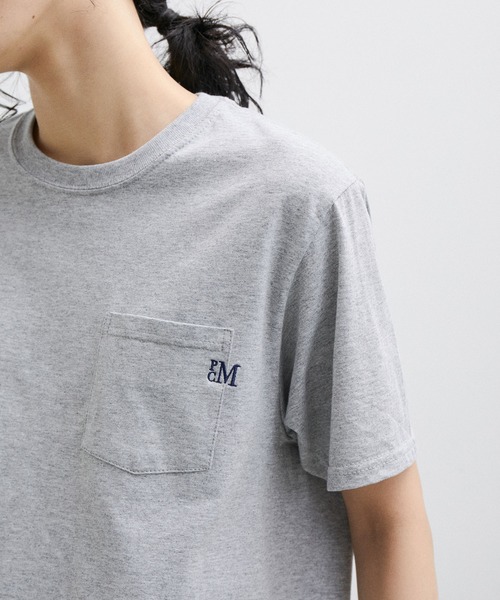 PARROTT CANVAS(パロットキャンバス)の「【PARROTT CANVAS】FRUIT OF THE LOOM/FAVORITE POCKET TEE (2PACK)(Tシャツ/カットソー・レディース・ライトグレー/ブラック・M)」の6枚目の写真
