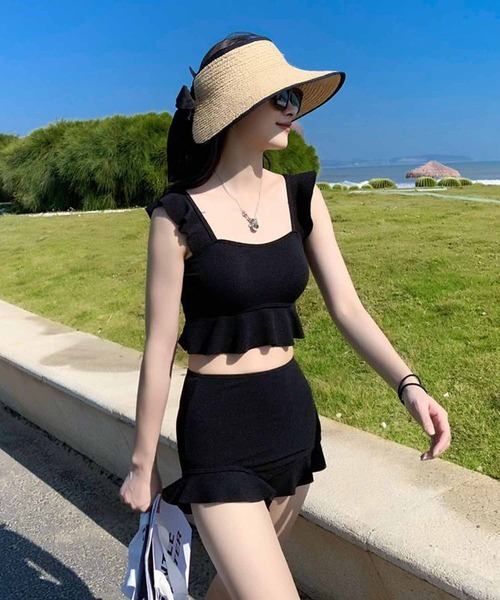 NANEA(ナネア)の「フリルハイウエスト セットアップビキニ(水着・レディース・オレンジ/ブラック・MEDIUM/LARGE/X-LARGE)」の3枚目の写真
