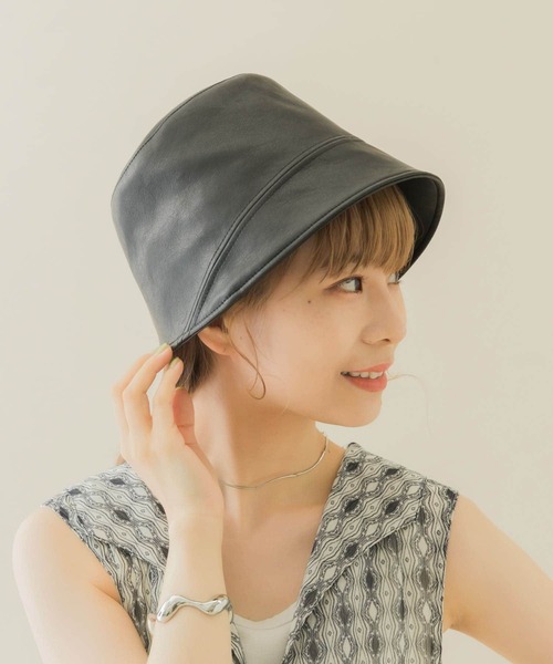 SMELLY（スメリー）の「フロントラインフェイクレザーハット（ハット・レディース・ブラック/アイボリー・-）」の18枚目の写真