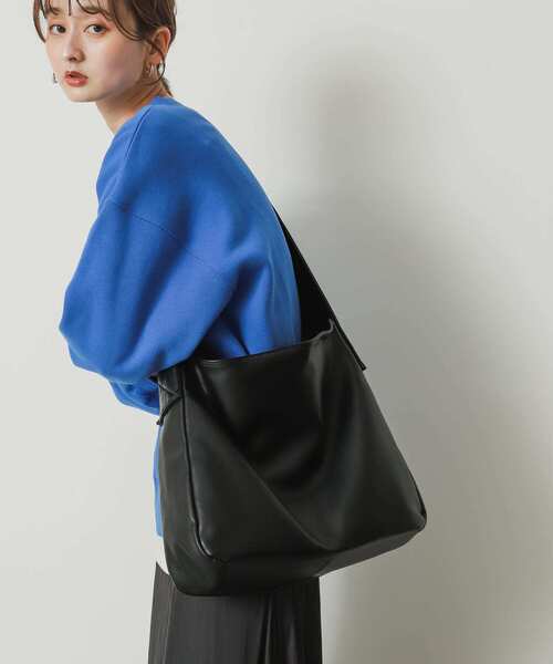 SENSE OF PLACE by URBAN RESEARCH(センスオブプレイスバイアーバンリサーチ)の「ソフトビッグショルダーバッグ(ショルダーバッグ・レディース・アイボリー/モカ/ブラック・ONE)」の21枚目の写真