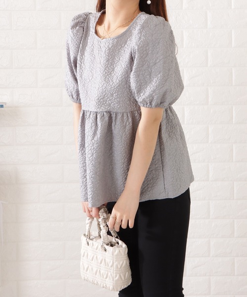 Lace Ladies(レースレディース)の「ふくれジャカードペプラムプルオーバー(シャツ/ブラウス・レディース・ベージュ/ブラック/ホワイト/ブルーグレー・FREE/S)」の12枚目の写真