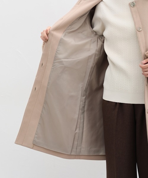 Honeys(ハニーズ)の「ファー付ノーカラーコート(ノーカラーコート・レディース・アイボリー/ネイビー/ライトグレー/モカ・S/M/L/LL/3L)」の10枚目の写真