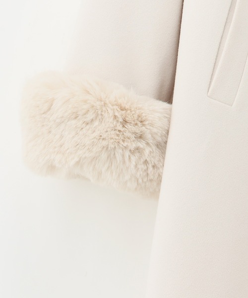 Honeys(ハニーズ)の「ファー付ノーカラーコート(ノーカラーコート・レディース・アイボリー/ネイビー/ライトグレー/モカ・S/M/L/LL/3L)」の12枚目の写真