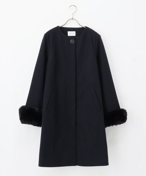 Honeys(ハニーズ)の「ファー付ノーカラーコート(ノーカラーコート・レディース・アイボリー/ネイビー/ライトグレー/モカ・S/M/L/LL/3L)」の13枚目の写真