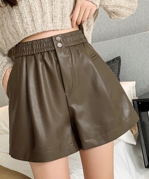 SHEENA(シーナ)の「ウエストゴムエコレザーショートパンツ(その他パンツ・レディース・ブラウン/ブラック・M)」の1枚目の写真
