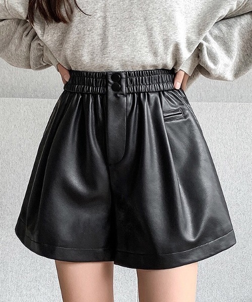 SHEENA(シーナ)の「ウエストゴムエコレザーショートパンツ(その他パンツ・レディース・ブラウン/ブラック・M)」の3枚目の写真