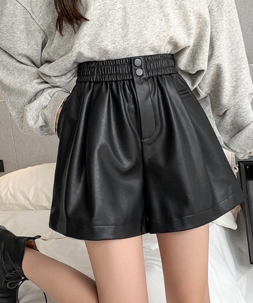 SHEENA(シーナ)の「ウエストゴムエコレザーショートパンツ(その他パンツ・レディース・ブラウン/ブラック・M)」の20枚目の写真
