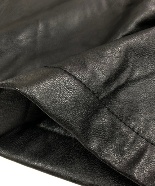SHEENA(シーナ)の「ウエストゴムエコレザーショートパンツ(その他パンツ・レディース・ブラウン/ブラック・M)」の12枚目の写真