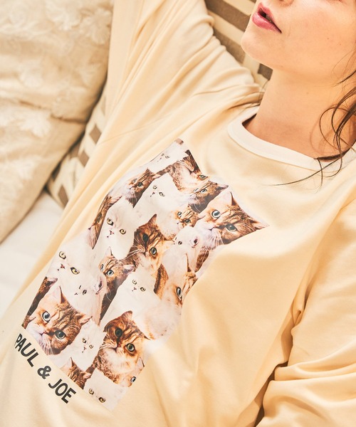 PAUL&JOE（ポールアンドジョー）の「【PAUL&JOE】ヌネット＆ジプシー（all over cat）プリント　ロングTシャツ（ルームウェア/パジャマ・レディース・ホワイト/サックスブルー/アイボリー・M/L）」の2枚目の写真