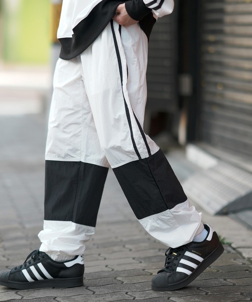 improves（インプローブス）の「【UAU】ナイロンタスラン ジョガーパンツ（その他パンツ・メンズ・ホワイト/ブラック/ブルー・MEDIUM/LARGE）」の5枚目の写真