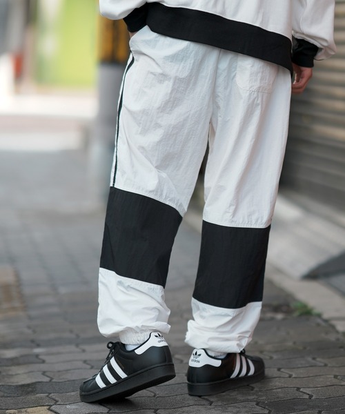 improves（インプローブス）の「【UAU】ナイロンタスラン ジョガーパンツ（その他パンツ・メンズ・ホワイト/ブラック/ブルー・MEDIUM/LARGE）」の6枚目の写真