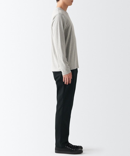 無印良品(ムジルシリョウヒン)の「裏起毛ストレッチツイルテーパードパンツ(チノパンツ・メンズ・ダークグレー/ブラック/ブラウン系/ベージュ系1・L/XS/S/XL/M/XXL)」の5枚目の写真