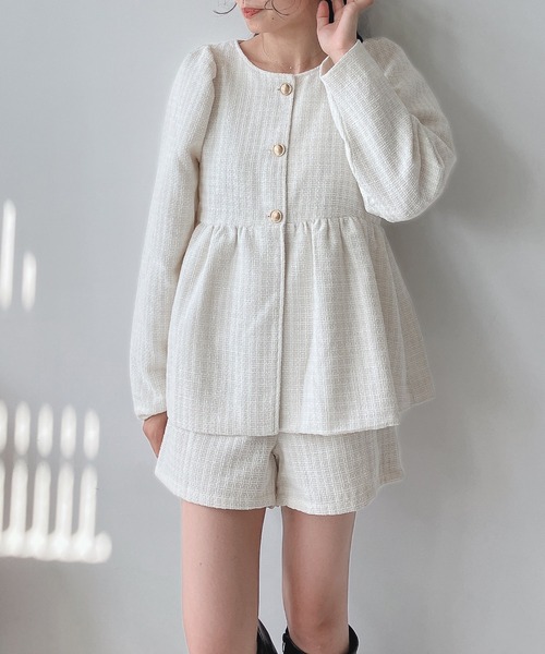 AS KNOW AS plus（アズノゥアズプラス）の「☆ぺプラムノーカラーツイードジャケット　セットアップ可能（ノーカラージャケット・レディース・オフホワイト/ブラック・FREE）」の10枚目の写真