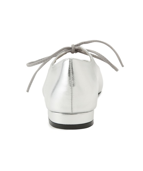 Juze(ジュゼ)の「リボンフラットパンプス(パンプス・レディース・シルバー/ブラック・23.0cm/23.5cm/24.0cm)」の8枚目の写真