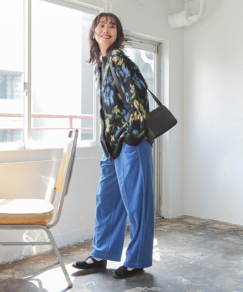 niko and...（ニコアンド）の「アソートモチーフ起毛Vカーディガン（カーディガン/ボレロ・レディース・チャコール/ブラック/アイボリー・FREE）」の4枚目の写真