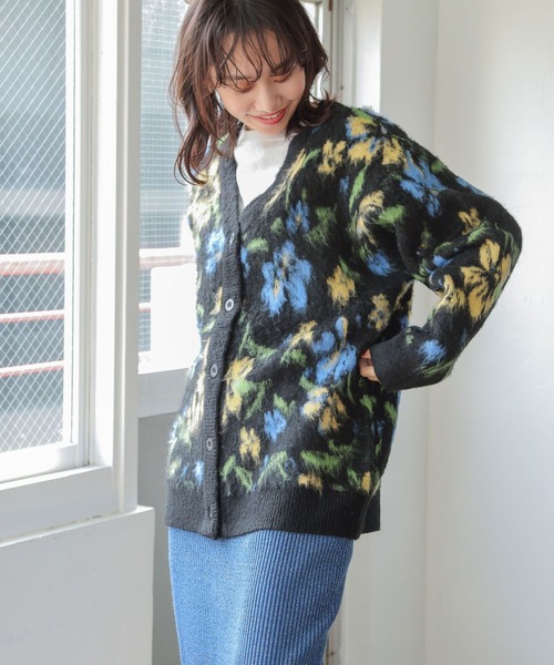 niko and...（ニコアンド）の「アソートモチーフ起毛Vカーディガン（カーディガン/ボレロ・レディース・チャコール/ブラック/アイボリー・FREE）」の8枚目の写真