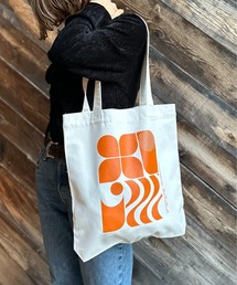 mi via loca（ミヴィアロカ）の「RECYCLED SOFT FABRIC レトロモチーフ トートバッグ（トートバッグ）」