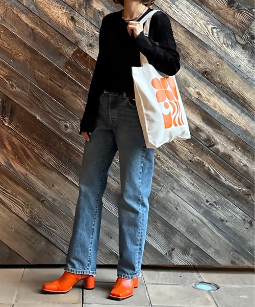 mi via loca(ミヴィアロカ)の「RECYCLED SOFT FABRIC レトロモチーフ トートバッグ(トートバッグ・レディース・パープル/ホワイト系その他/アイボリー/オレンジ・FREE)」の11枚目の写真