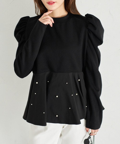 tocco closet（トッコ　クローゼット）の「【ZOZO限定】パール付きペプラムプルオーバー（Tシャツ/カットソー・レディース・オフホワイト/ブラック・M）」の2枚目の写真