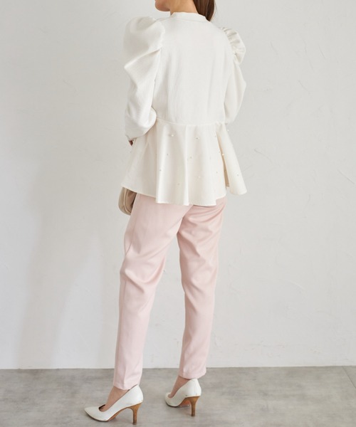 tocco closet（トッコ　クローゼット）の「【ZOZO限定】パール付きペプラムプルオーバー（Tシャツ/カットソー・レディース・オフホワイト/ブラック・M）」の7枚目の写真