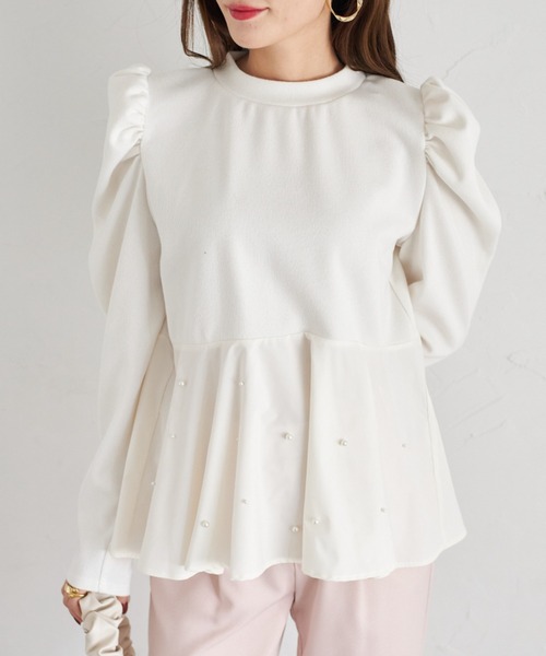 tocco closet（トッコ　クローゼット）の「【ZOZO限定】パール付きペプラムプルオーバー（Tシャツ/カットソー・レディース・オフホワイト/ブラック・M）」の5枚目の写真