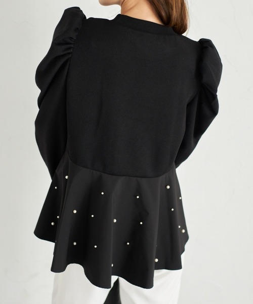 tocco closet（トッコ　クローゼット）の「【ZOZO限定】パール付きペプラムプルオーバー（Tシャツ/カットソー・レディース・オフホワイト/ブラック・M）」の17枚目の写真