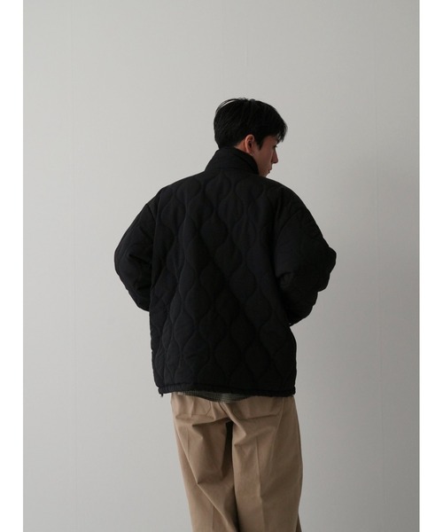 Bargiee（バージー）の「STANDCOLLAR QUILTING BLOUSON（ブルゾン・メンズ・アイボリー/ブラック・FREE）」の12枚目の写真