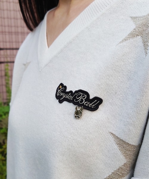 CRYSTAL BALL（クリスタルボール）の「STARニットVネック（ニット/セーター・レディース・ホワイト・FREE）」の5枚目の写真