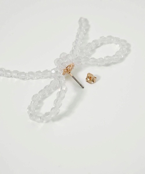 HUIT bouquet（ユイット）の「リボンモチーフ クリア ピアス HUIT（ピアス（両耳用）・レディース・クリア・フリー）」の9枚目の写真
