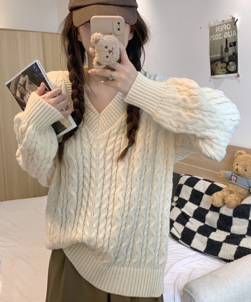 shopnikoniko(ショップニコニコ)の「Vネック ケーブル編みニット オーバーサイズ リブニット(ニット/セーター・レディース・グレー/アイボリー/グリーン/ピンク・フリー)」の6枚目の写真
