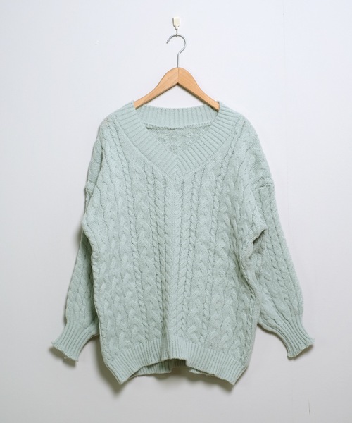 MaxMara Weekend ケーブル編み Vネックニット オーバーサイズ MaxMara Weekend ケーブル編み Vネックニット オーバーサイズ